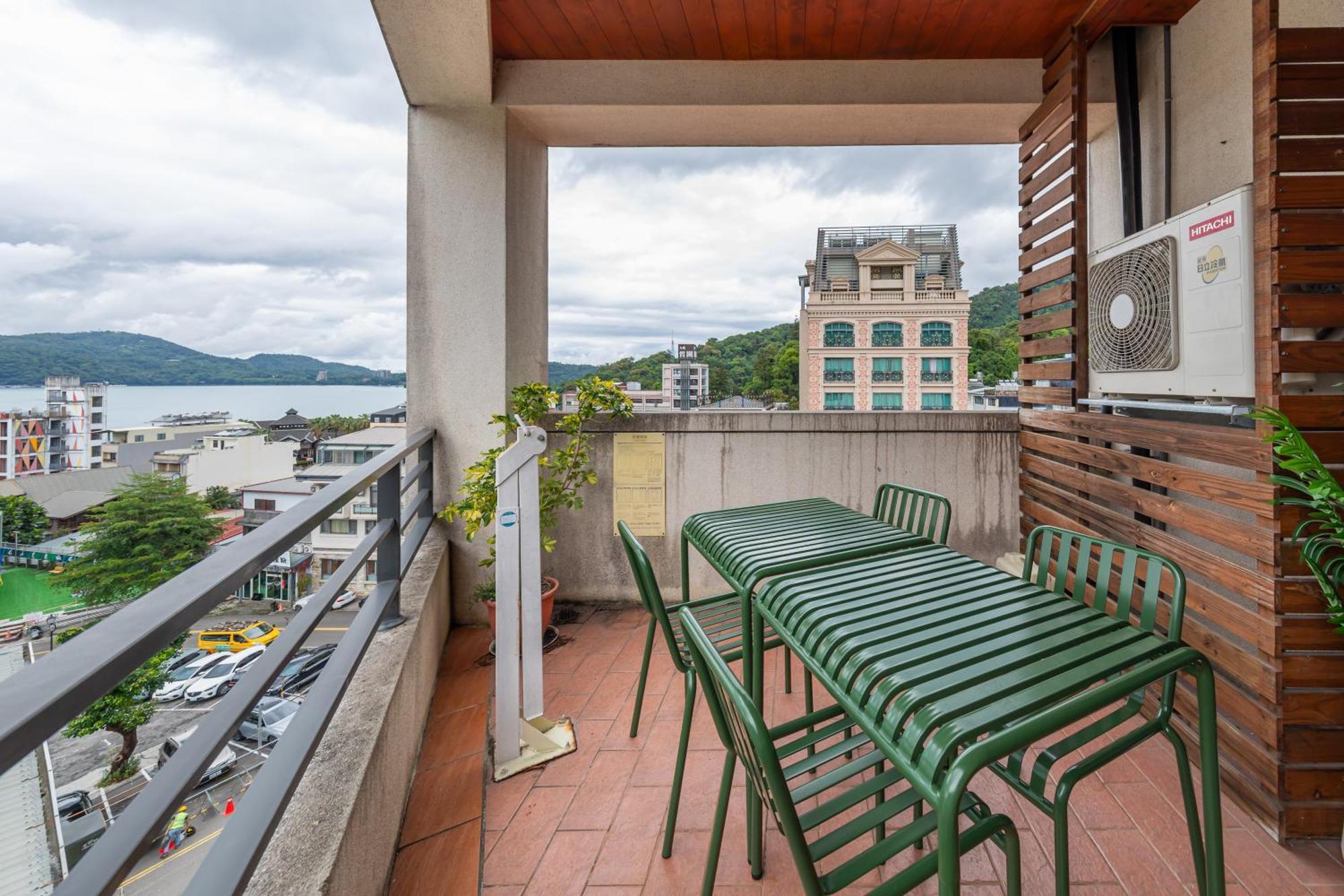 Sun Moon Lake Itathao Vacation Inn With Elevator Yuchi Exterior foto